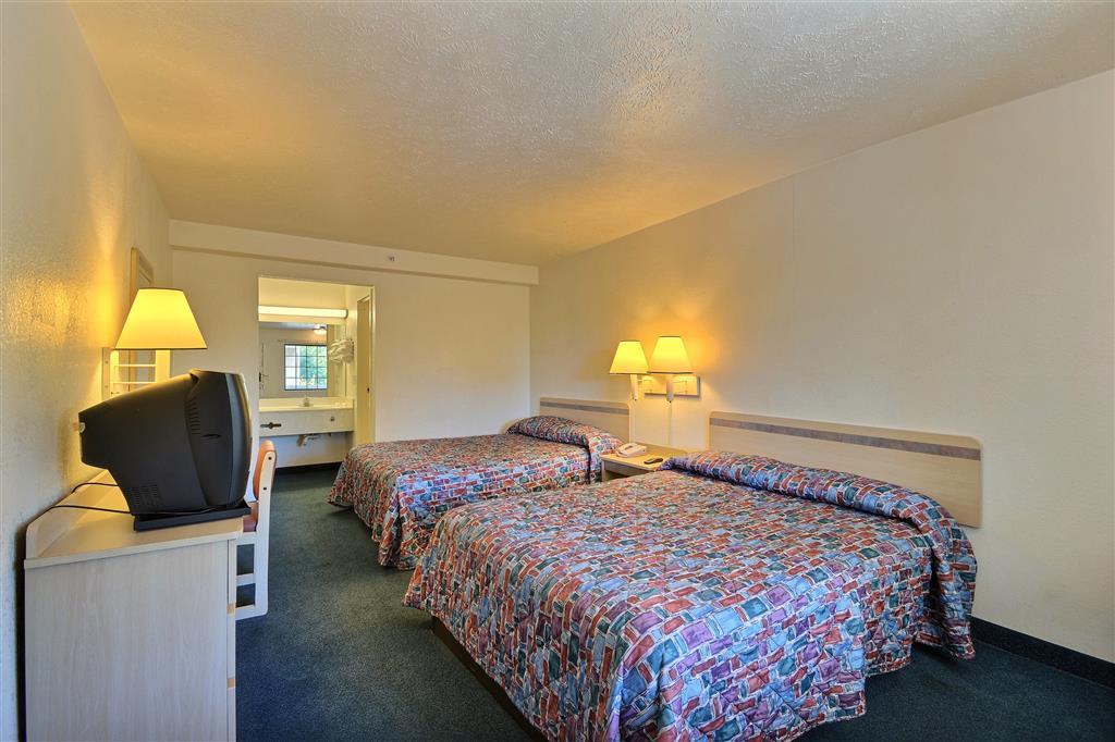 Days Inn By Wyndham Indianapolis South Room photo